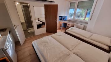 Comfort Triple Room
