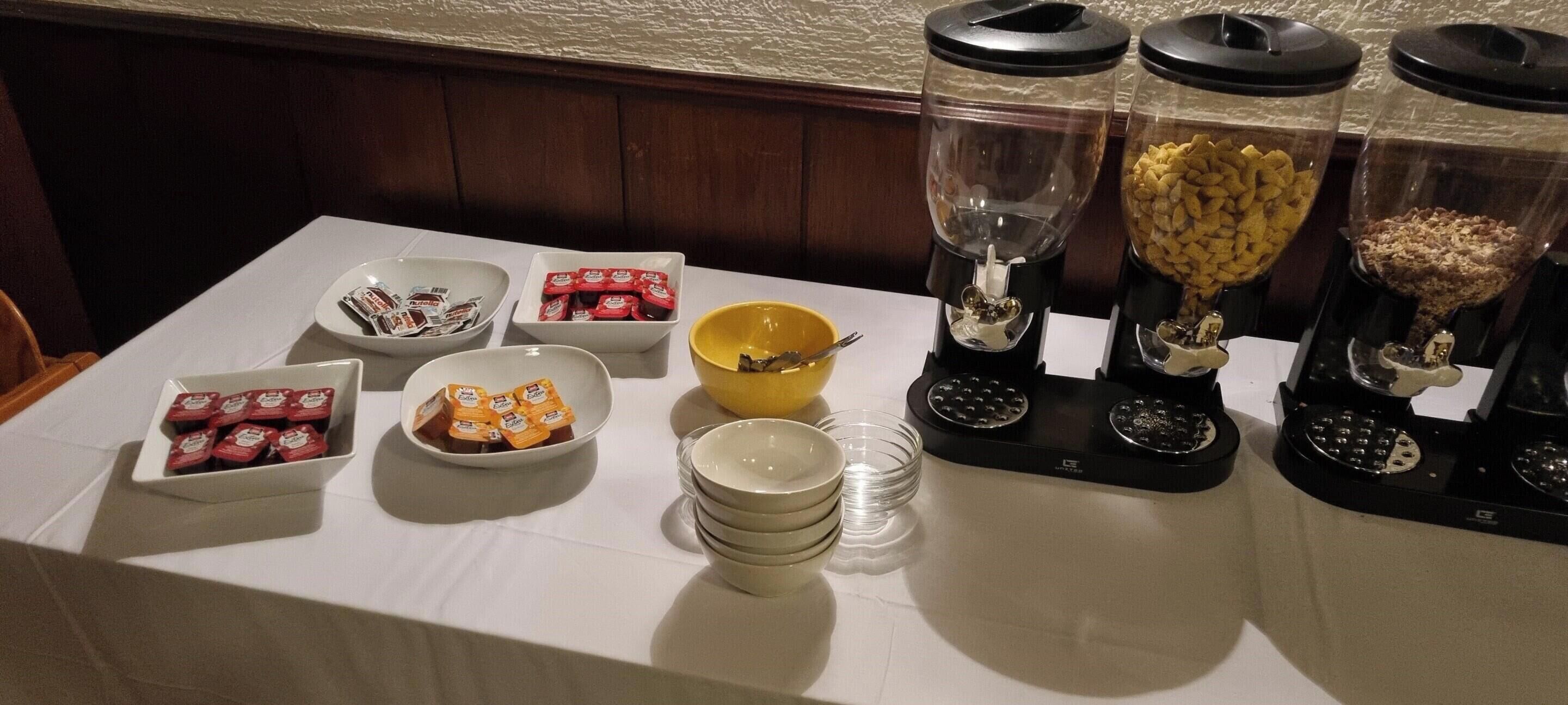 Daily buffet breakfast (EUR 8 per person)