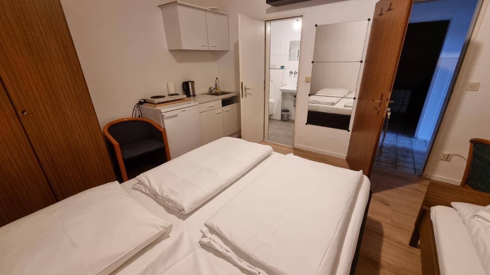 Suite Confort, salle de bains privée (EG)