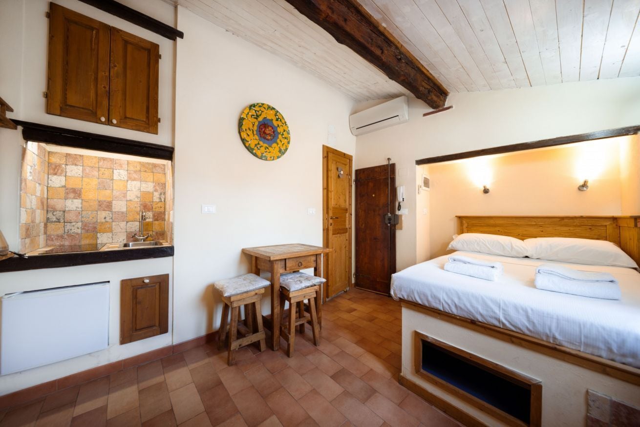 1 bedroom, iron/ironing board