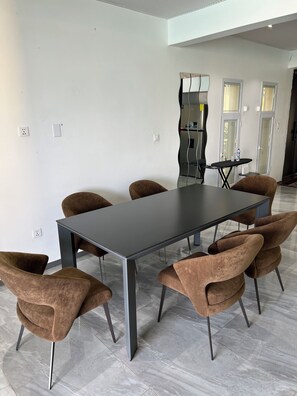 Dining - Beach Front 2 Bed Condon C1.1 with Sea View and Private Pool !! (Simpson Bay)