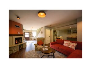 Living area - Casa Milena - Holiday stone house with a private pool/hill view/peaceful (Nugla)