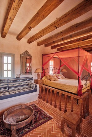 5 chambres, fer et planche à repasser, lit parapluie, Wi-Fi gratuit