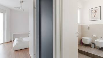 2 Schlafzimmer, BĂŒgeleisen/BĂŒgelbrett