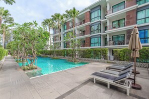 Outdoor pool - 1BR Near Phomthep Cape C219 (Rawai)
