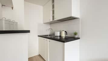 Studio | Dapur pribadi | Lemari es, microwave, oven, dan kompor