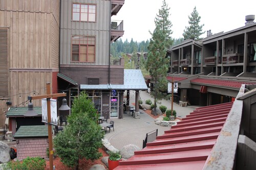 Ski-In at Timber Creek in at Northstar