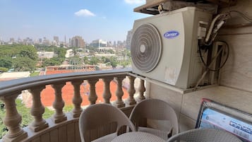 Apartamento superluxo, vista para a cidade | Sacada