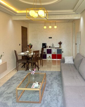 TV - Peaceful 2-bedroom apartment with terrace in Tangier , mountains panoramic view (Tangier)