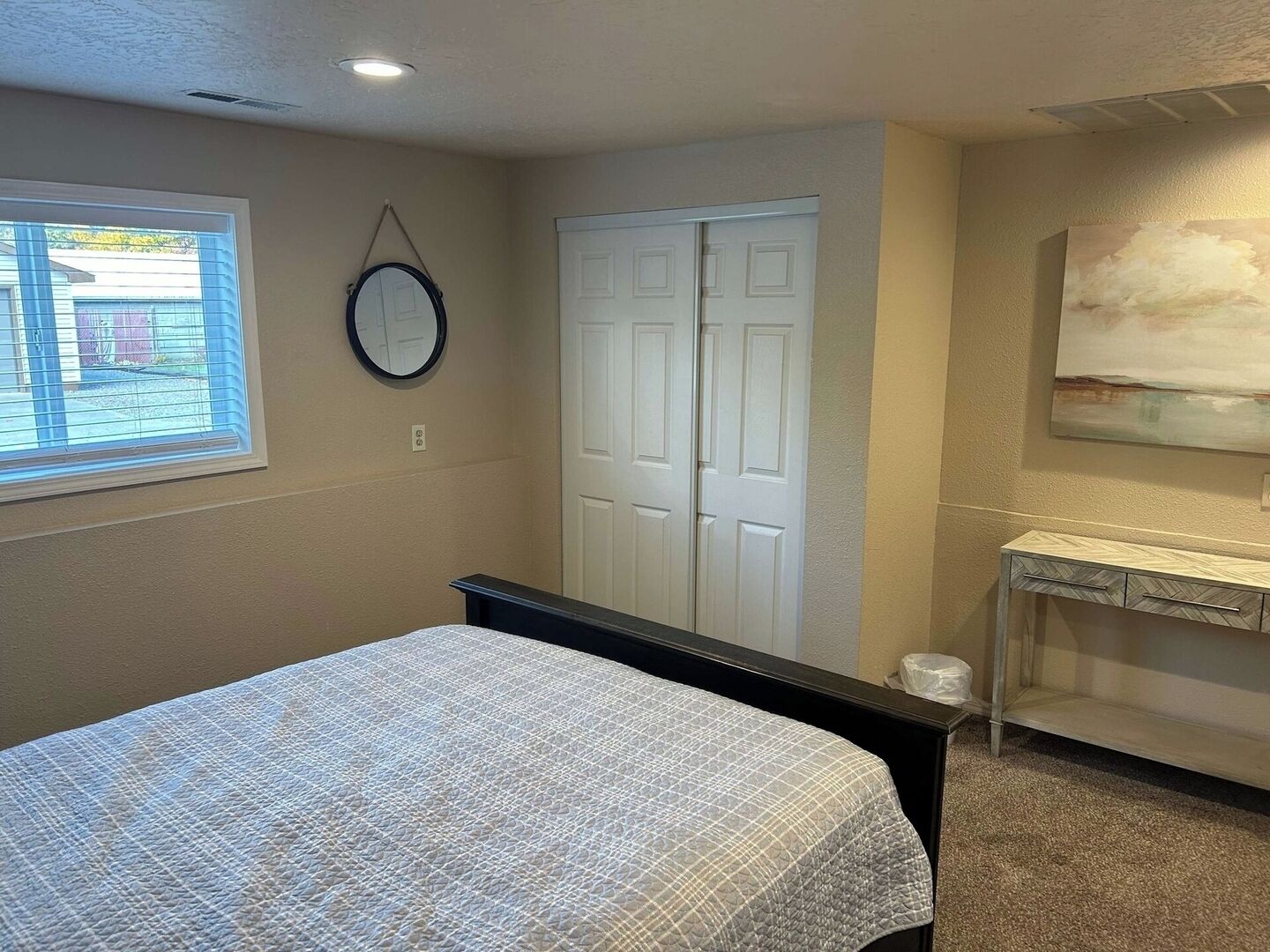 2 bedrooms, iron/ironing board, WiFi (free), bed sheets
