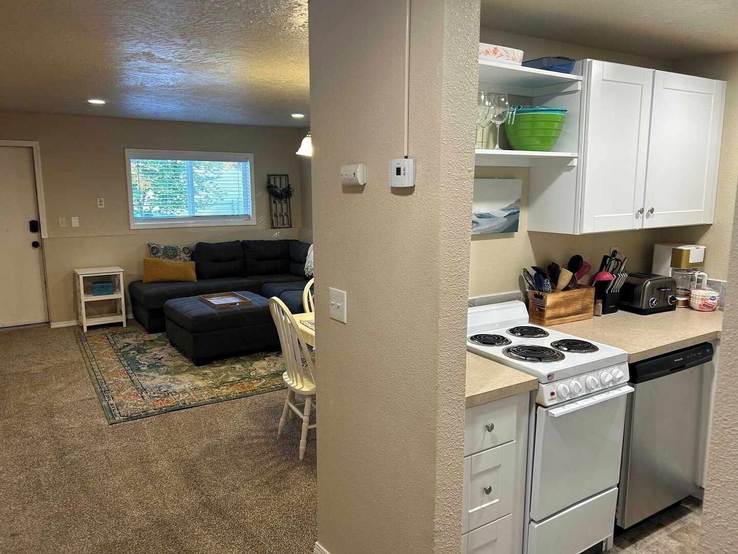 雪櫃、微波爐、爐具、洗碗機