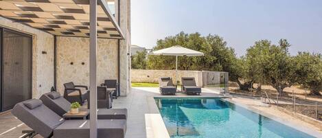 Villa (2 Bedrooms) | Exterior