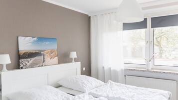 1 bedroom, WiFi, bed sheets