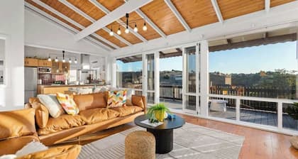 Captivating Vista Retreat Exquisite Holiday Haven