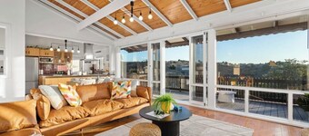 Captivating Vista Retreat Exquisite Holiday Haven