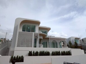 Mặt tiền nơi lưu trú