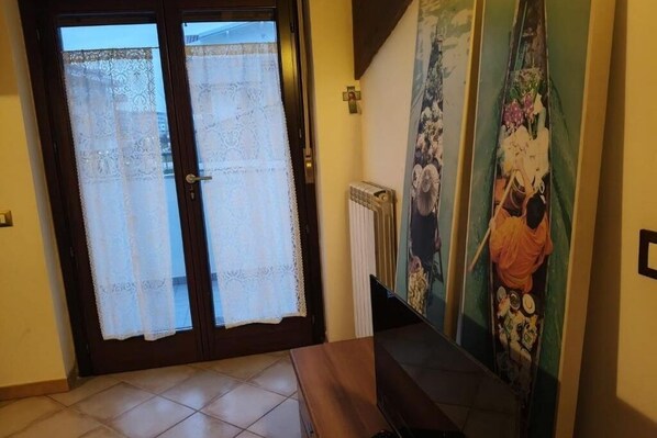 Interior - Villa Anamaria: Penthouse Apartment (Montesilvano)