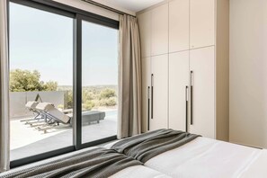 Villa (2 Bedrooms) | Interior