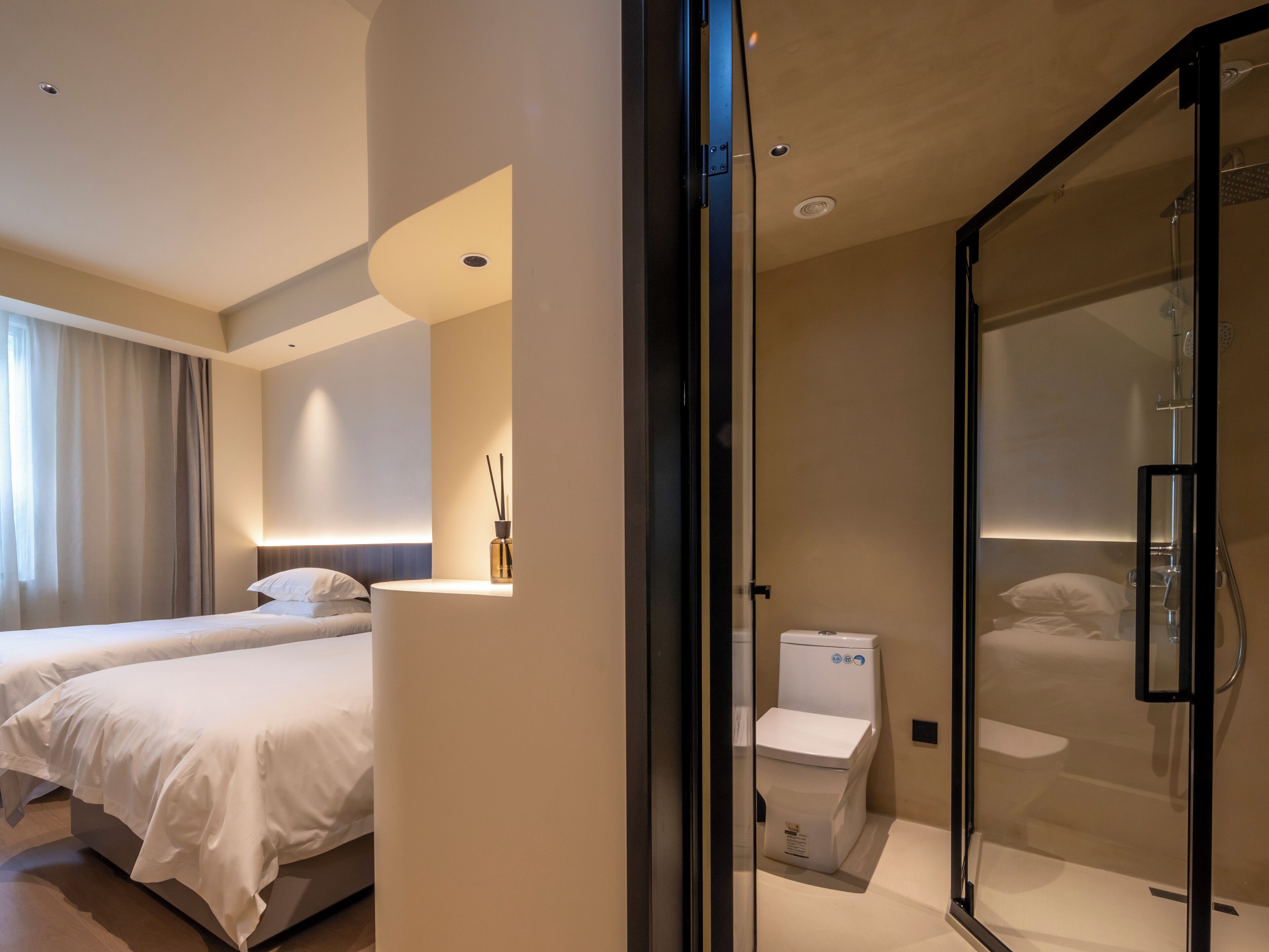 Basic Double Room, Multiple Beds, Air conditioning, Mountain View | Premium bedding, down comforters, individually decorated