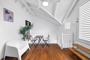 Interior - Waterfront | With a Pond | No-cost Parking (Aguada)