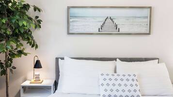 3 habitaciones, escritorio, tabla de planchar con plancha y wifi