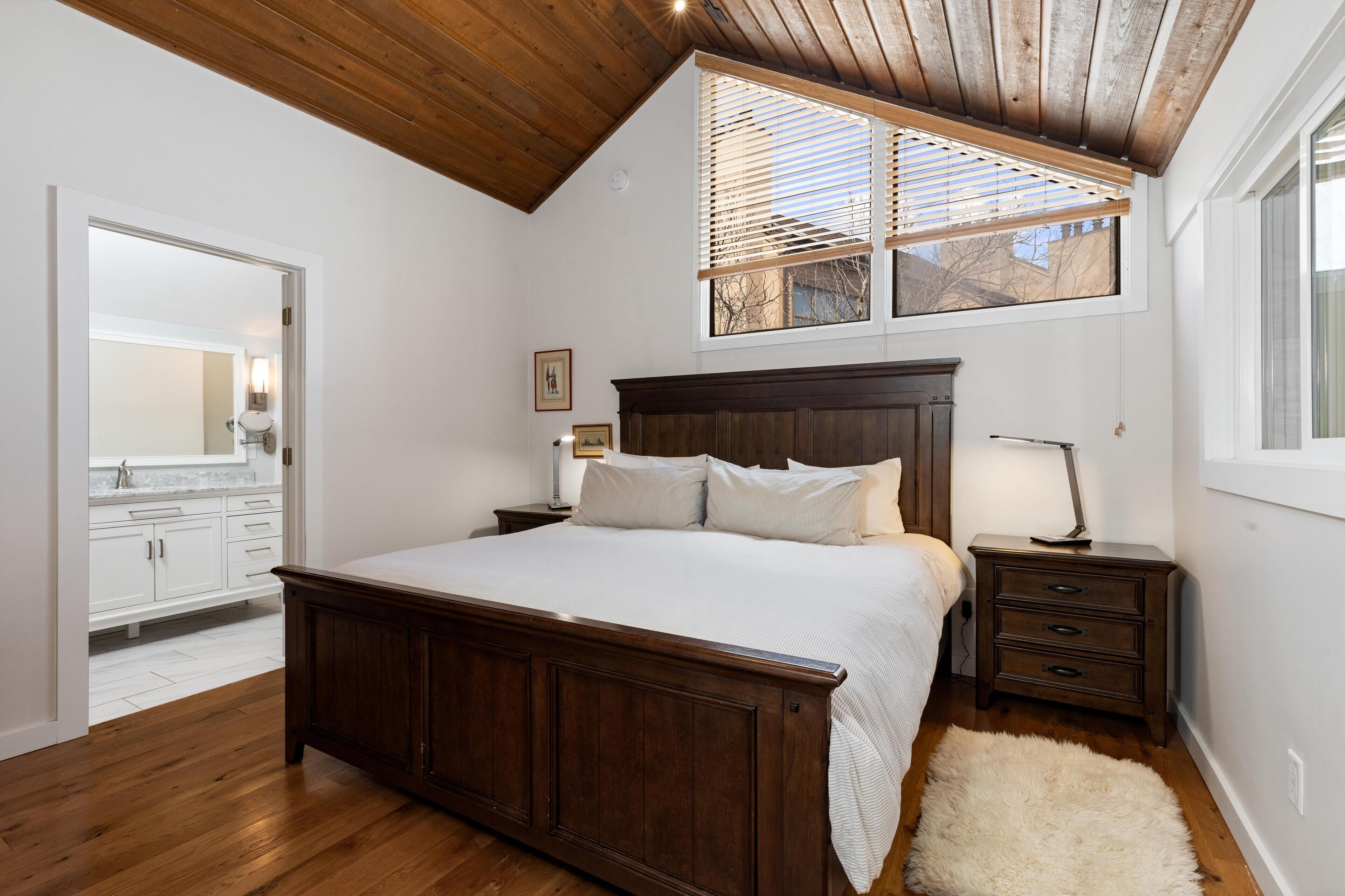 2 sovrum, strykjärn/strykbräda, internet och sängkläder