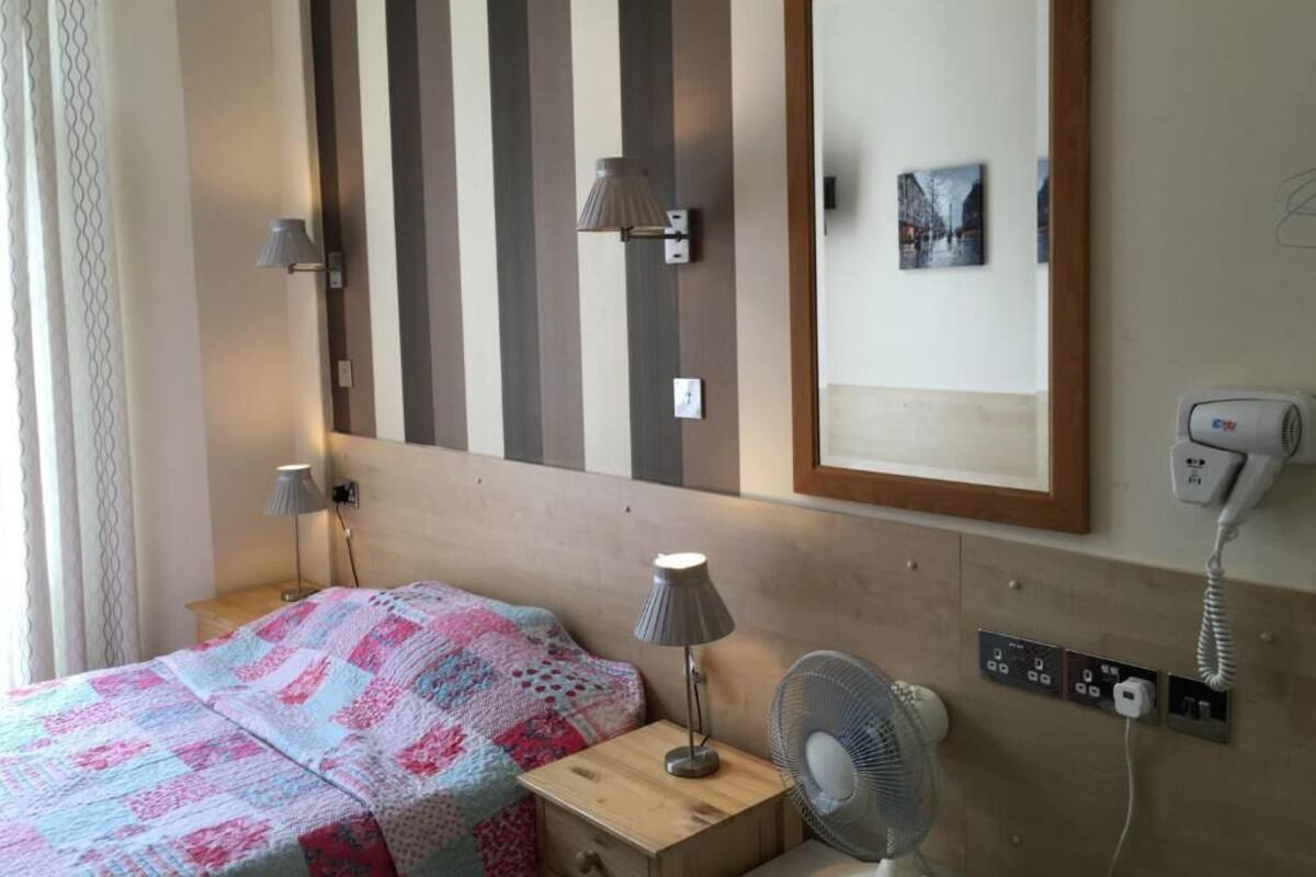 Standard Double Room | Free WiFi