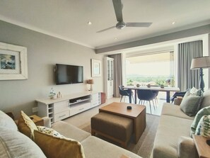 TV, offices - Goose Nest | 2BD APT, Sea & Lagoon Views (Plettenberg Bay)