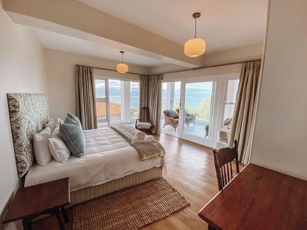 6 chambres, fer et planche à repasser, Wi-Fi, draps fournis