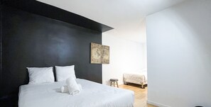 3 bedrooms, iron/ironing board, free WiFi, bed sheets - Urban Flat 89 - 3 BDR Treasure in Paris (París)