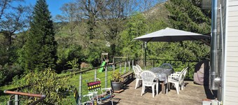 Your stay in the Alps between lakes and mountains.