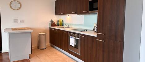 Oven, dishwasher