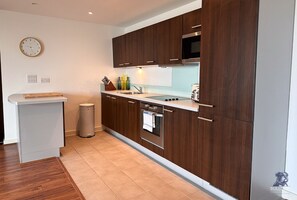 Ofen, Geschirrspüler