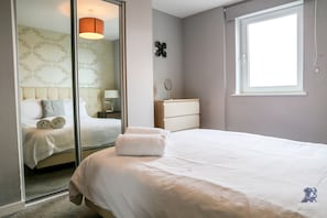 2 Schlafzimmer, Bügeleisen/Bügelbrett, Internetzugang, Bettwäsche