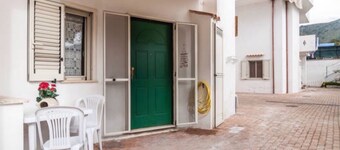 Ulysses Apartment 5P