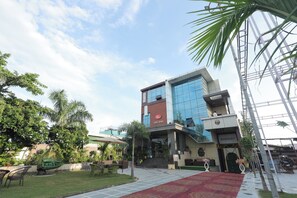 Exterior - HOTEL SRG INN (Bharatpur)