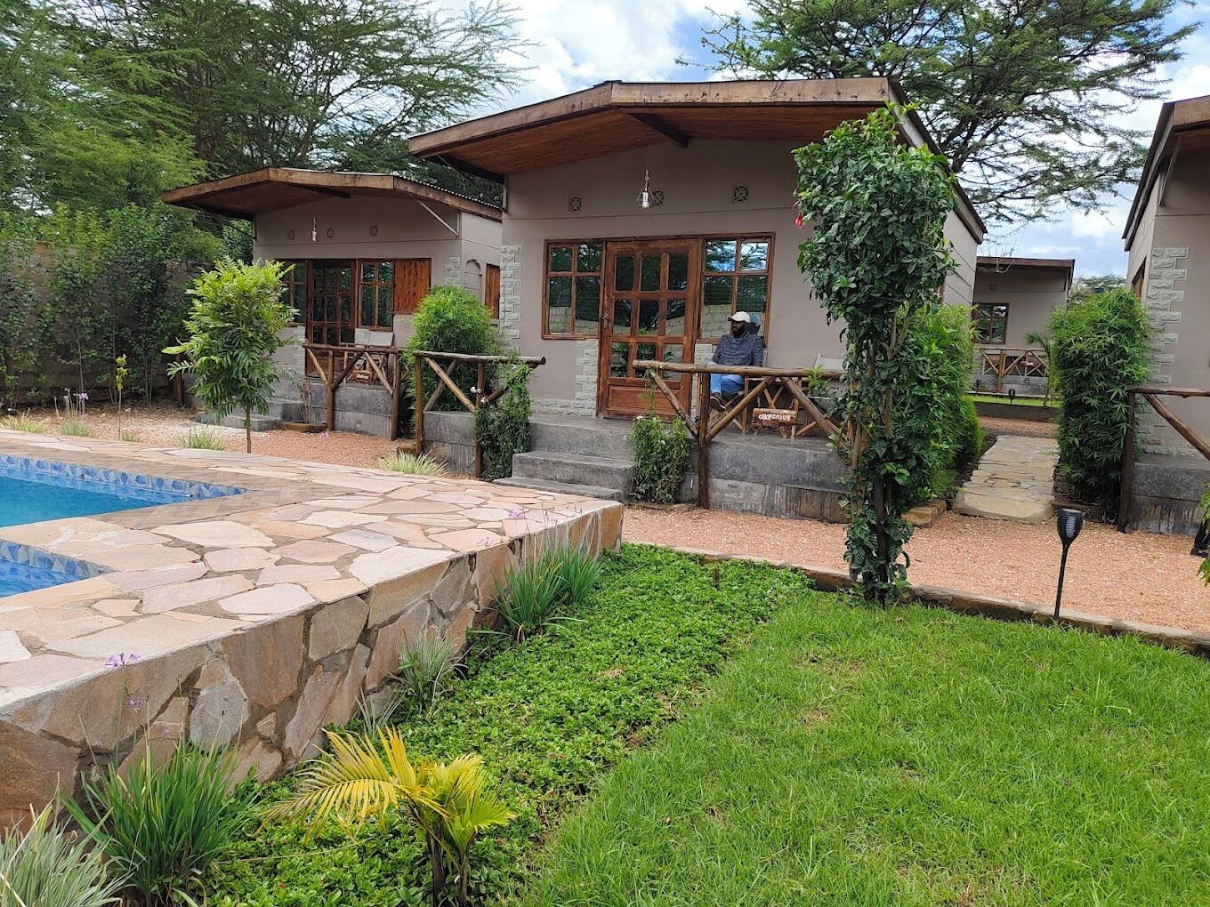 Kolam renang outdoor