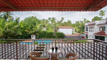 Premium Room | Desk, laptop workspace, free WiFi, bed sheets