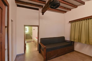 Desk, laptop workspace, free WiFi, bed sheets