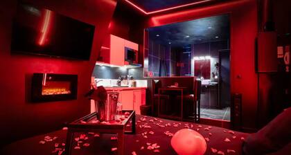 L'Interdit love room sensuelle et intimiste