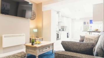 Televisión, oficina