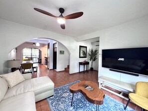 Smart TV, stereo, offices