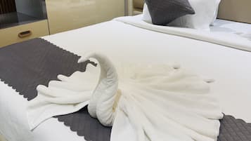 Deluxe Apartment, 1 Bedroom | In-room safe, desk, free WiFi