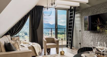 Landscape Cyrhla LoftAffair Collection