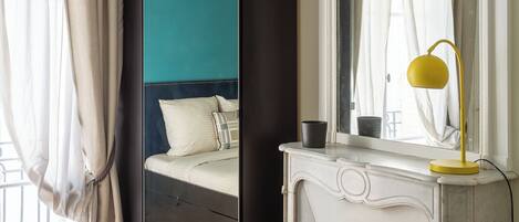 1 bedroom, iron/ironing board, bed sheets