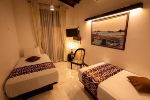 4 Schlafzimmer, Bügeleisen/Bügelbrett, WLAN, Bettwäsche