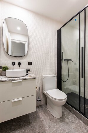 Apartment | Bathroom