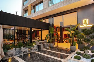 Bagian depan properti