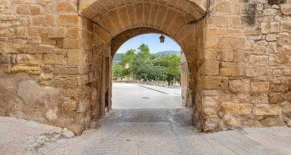 Apartment 'Lo Perxe' with Mountain Views, Wi-Fi and Air Conditioning