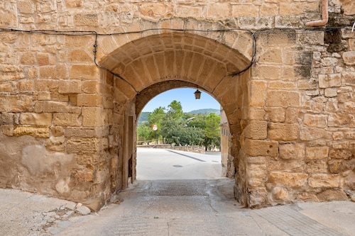 Apartment 'Lo Perxe' with Mountain Views, Wi-Fi and Air Conditioning